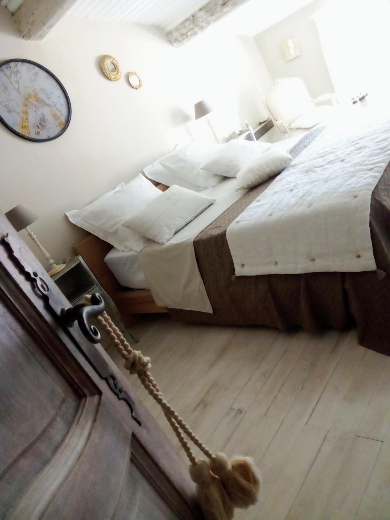 La Maison Perchee Aigues-Mortes Quarto foto